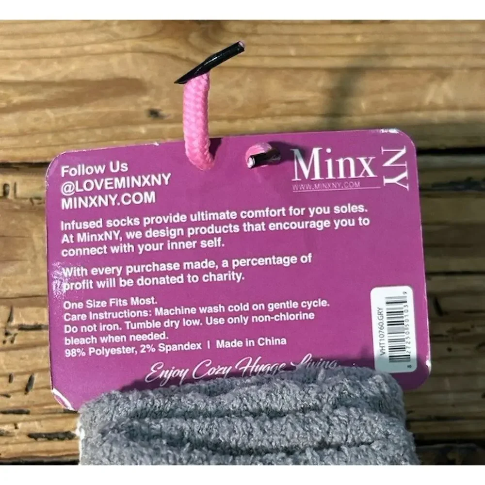 Aromasoles Lavender & Shea 2 Pair Pack One Size Butter Infused Socks NWT